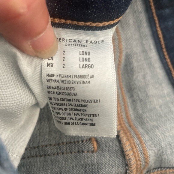Size 2 long American Eagle high rise jegging. Next level stretch. - Picture 4 of 7
